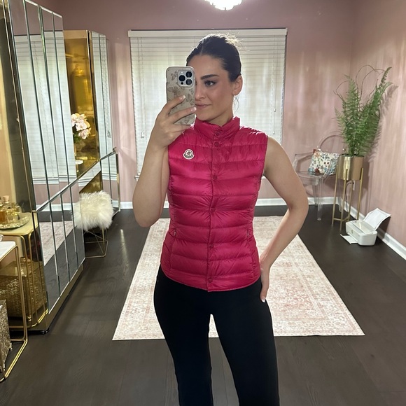 MONCLER Quilted Down Fuchsia Puffer Vest - Picture 16 of 16